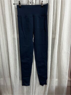 HALARA Navy High-Rise Active Leggings with Butt lift & Booty cinch